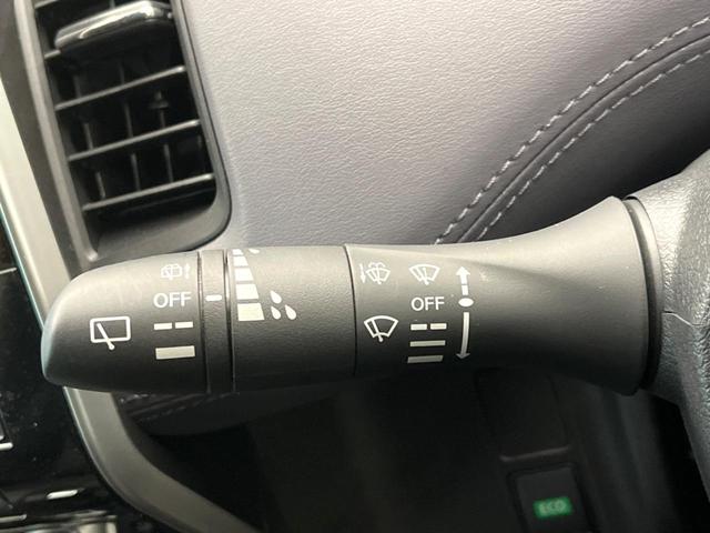 セレナ ハイウェイスターＶ　フリップダウンモニター　純正１０型ナビ　両側電動スライドドア　全周囲カメラ　インテリジェントエマージェンシーブレーキ　プロパイロット　デジタルインナーミラー　ブラインドスポットモニター　ＬＥＤヘッド（56枚目）