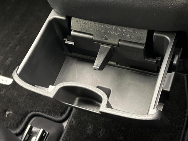 セレナ ハイウェイスターＶ　フリップダウンモニター　純正１０型ナビ　両側電動スライドドア　全周囲カメラ　インテリジェントエマージェンシーブレーキ　プロパイロット　デジタルインナーミラー　ブラインドスポットモニター　ＬＥＤヘッド（68枚目）