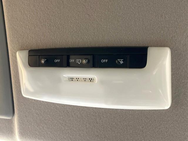 セレナ ハイウェイスターＶ　フリップダウンモニター　純正１０型ナビ　両側電動スライドドア　全周囲カメラ　インテリジェントエマージェンシーブレーキ　プロパイロット　デジタルインナーミラー　ブラインドスポットモニター　ＬＥＤヘッド（71枚目）