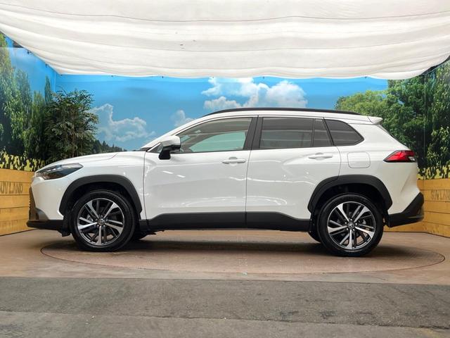 カローラクロス ハイブリッド　Ｚ　パノラマルーフ　１０．５型ナビ　全周囲カメラ　トヨタセーフティセンス　レーダクルーズ　ブラインドスポットモニター　パワーバックドア　パワーシート　シートヒーター　ＬＥＤヘッドライト　オートハイビーム（31枚目）