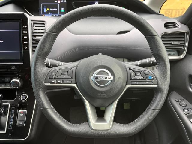 セレナ ハイウェイスターV 両側電動スライド セーフティパックA 純正10.5型ナビ 全周囲カメラ プロパイロット ブラインドスポットモニター クリアランスソナー LEDヘッドライト オートマチックハイビーム オートライト(13枚目)