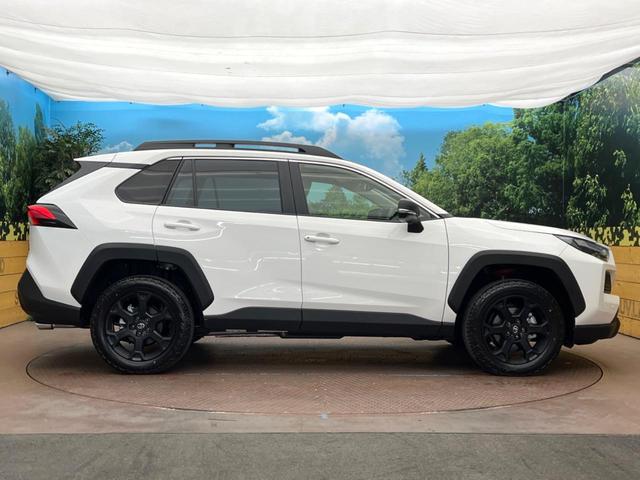 ＲＡＶ４ ハイブリッドアドベンチャー　オフロードパッケージＩＩ　登録済未使用車　純正１０．５型ナビ　レーダークルーズ　トヨタセーフティセンス　ブラインドスポットモニター　シートベンチレーション　バックカメラ　メモリーシート　デュアルオートエアコン（30枚目）