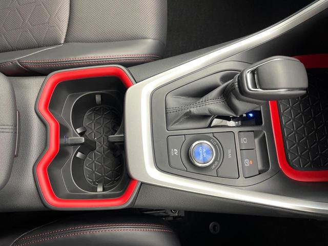 ＲＡＶ４ ハイブリッドアドベンチャー　オフロードパッケージＩＩ　登録済未使用車　純正１０．５型ナビ　レーダークルーズ　トヨタセーフティセンス　ブラインドスポットモニター　シートベンチレーション　バックカメラ　メモリーシート　デュアルオートエアコン（60枚目）