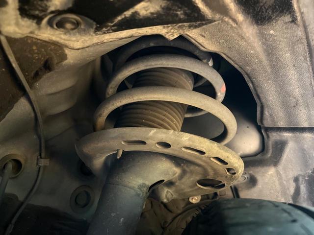 ＮＸ ＮＸ３００ｈ　バージョンＬ　純正ＳＤナビ　プリクラッシュセーフティ　シートベンチレーション　パワーバックドア　メモリー機能付きパワーシート　本革シート　三眼ＬＥＤヘッド　バックカメラ　ドラレコ　ＥＴＣ　クルーズコントロール（20枚目）