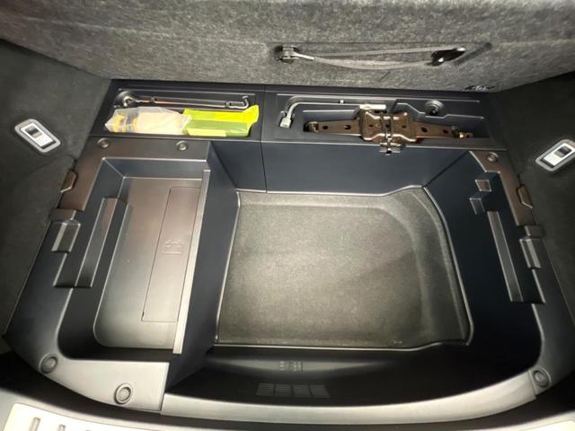 ＮＸ ＮＸ３００ｈ　バージョンＬ　純正ＳＤナビ　プリクラッシュセーフティ　シートベンチレーション　パワーバックドア　メモリー機能付きパワーシート　本革シート　三眼ＬＥＤヘッド　バックカメラ　ドラレコ　ＥＴＣ　クルーズコントロール（35枚目）