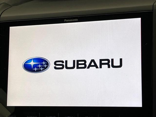 【純正ナビ】人気の純正ナビを装備しております。ナビの使いやすさはもちろん、オーディオ機能も充実！キャンプや旅行はもちろん、通勤や買い物など普段のドライブも楽しくなるはず♪