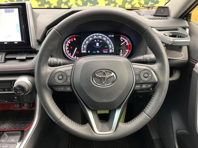 ＲＡＶ４ アドベンチャー　オフロードパッケージ　純正９型ナビ　シートベンチレーション　ブラインドスポットモニター　レーダークルーズコントロール　トヨタセーフティセンス　パワーシート　バックカメラ　オートマチックハイビーム　４ＷＤ（11枚目）