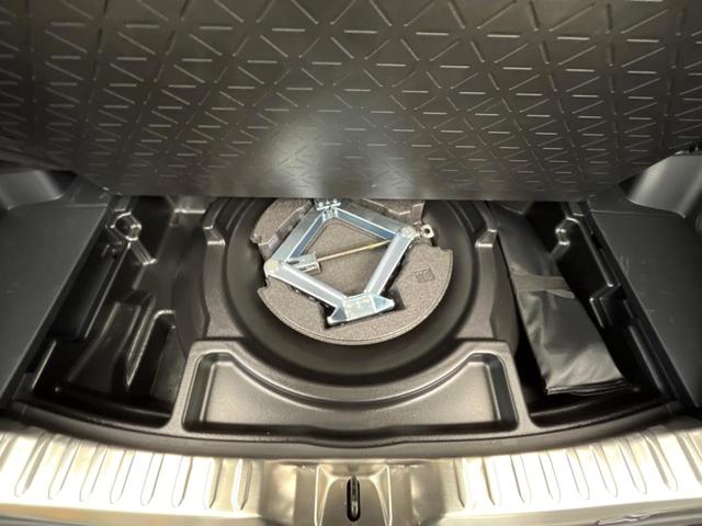 ＲＡＶ４ アドベンチャー　オフロードパッケージ　純正９型ナビ　シートベンチレーション　ブラインドスポットモニター　レーダークルーズコントロール　トヨタセーフティセンス　パワーシート　バックカメラ　オートマチックハイビーム　４ＷＤ（36枚目）