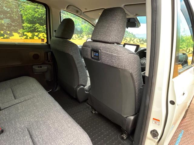 シエンタ ハイブリッドＺ　トヨタセーフティセンス　純正８型ディスプレイ　両側電動ドア　バックカメラ　ブラインドスポットモニター　寒冷地仕様　１００Ｖ電源　コーナーセンサー．ＬＥＤヘッド　ＥＴＣ２．０　純正１５インチアルミ（37枚目）