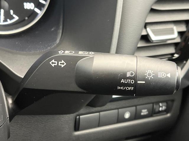 エクストレイル S e-4ORCE 衝突被害軽減システム クルーズコントロール エアコン デュアル 電動格納ミラー コーナーセンサー レーンアシスト 純正18インチアルミ オートマチックハイビーム 車線逸脱警報(7枚目)