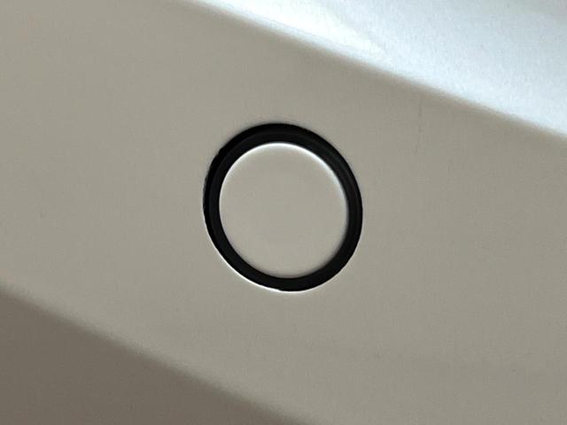 エクストレイル S e-4ORCE 衝突被害軽減システム クルーズコントロール エアコン デュアル 電動格納ミラー コーナーセンサー レーンアシスト 純正18インチアルミ オートマチックハイビーム 車線逸脱警報(28枚目)