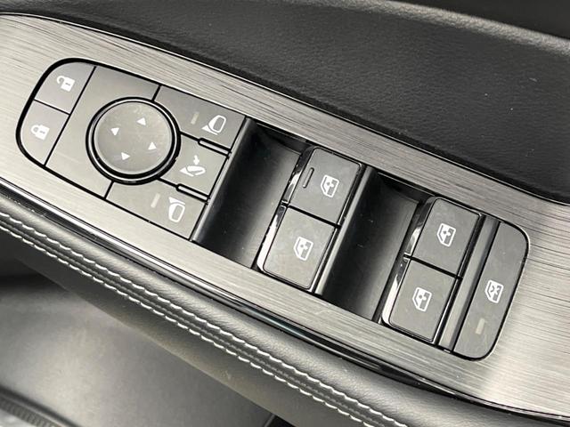 エクストレイル S e-4ORCE 衝突被害軽減システム クルーズコントロール エアコン デュアル 電動格納ミラー コーナーセンサー レーンアシスト 純正18インチアルミ オートマチックハイビーム 車線逸脱警報(41枚目)