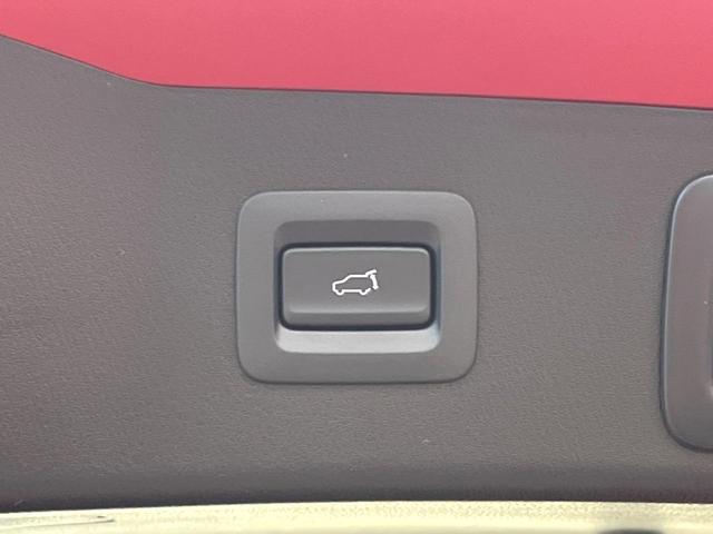 ＣＸ－５ ＸＤ　プロアクティブ　ディーゼル　純正８型ナビ　全周囲カメラ　衝突軽減装置　パワーバックドア　メモリーシート　シートヒーター　ブラインドスポットモニター　レーダークルーズ　デュアルオートエアコン　クリアランスソナー（4枚目）