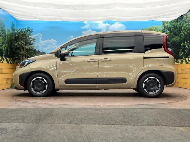 シエンタ ハイブリッドＺ　純正１０．５型ナビ　全周囲カメラ　両側電動スライド　ＡＣ１００Ｖ電源　トヨタセーフティセンス　ブラインドスポットモニター　レーダークルーズコントロール　シートヒーター　クリアランスソナー（22枚目）