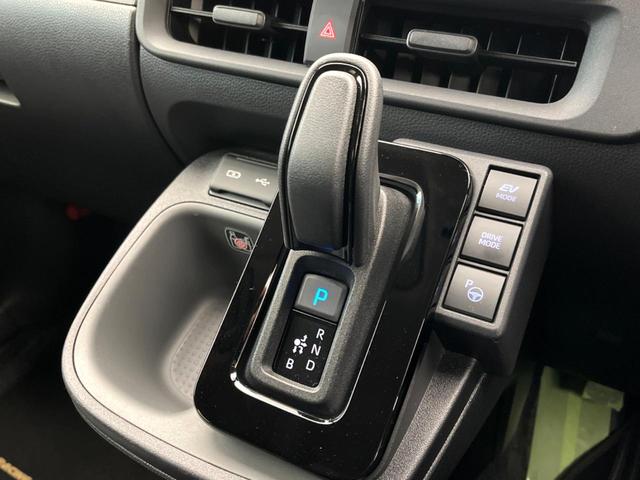 シエンタ ハイブリッドＺ　純正１０．５型ナビ　全周囲カメラ　両側電動スライド　ＡＣ１００Ｖ電源　トヨタセーフティセンス　ブラインドスポットモニター　レーダークルーズコントロール　シートヒーター　クリアランスソナー（55枚目）