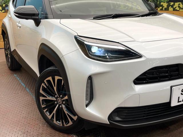 ヤリスクロス Ｚ　純正８型ナビ　トヨタセーフティセンス　レーダークルーズコントロール　シートヒーター　パワーシート　ブラインドスポットモニター　ハーフレザーシート　ＬＥＤヘッド　クリアランスソナー（12枚目）