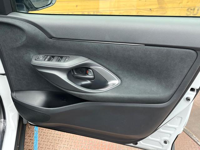 ヤリスクロス Ｚ　純正８型ナビ　トヨタセーフティセンス　レーダークルーズコントロール　シートヒーター　パワーシート　ブラインドスポットモニター　ハーフレザーシート　ＬＥＤヘッド　クリアランスソナー（41枚目）
