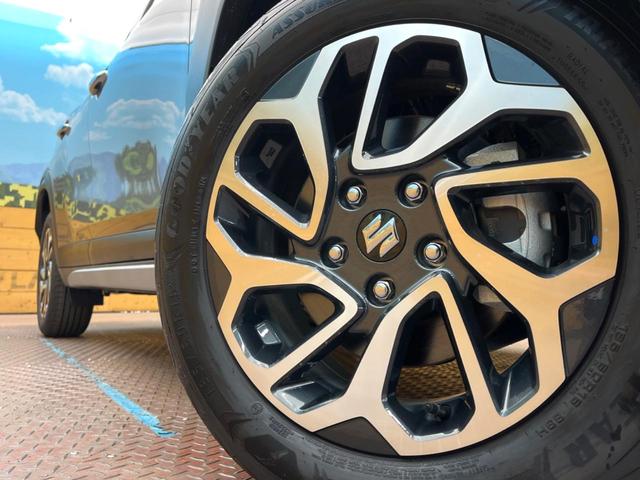 フロンクス ベースグレード　純正９型ナビ　全周囲カメラ　レーダークルーズコントロール　ブラインドスポットモニター　オートハイビーム　ＬＥＤヘッドライト　クリアランスソナー　置くだけ充電　禁煙車　シートヒーター　電子パーキング（17枚目）