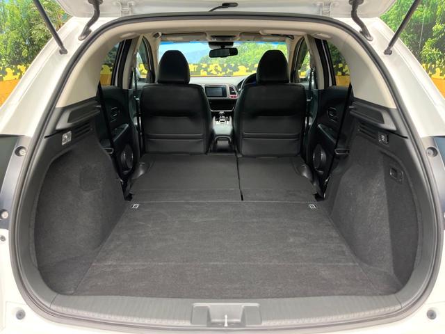 ヴェゼル ハイブリッドＺ　禁煙車　メーカー純正ナビ　フルセグ　バックカメラ　クルーズコントロール　シティブレーキアクティブシステム　ハーフレザーシート　ＬＥＤヘッド　ビルトインＥＴＣ　オートライト　ＣＤ　ＤＶＤ再生（13枚目）