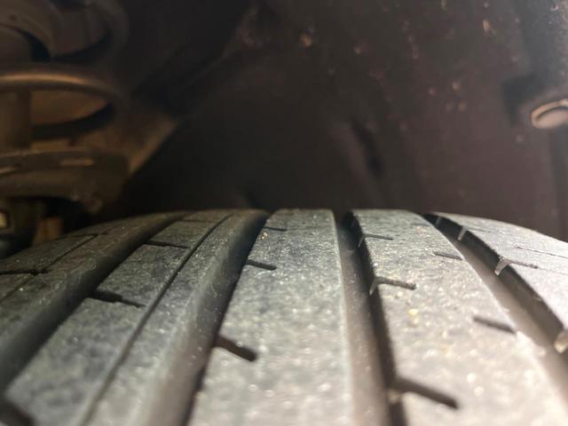 ヴェゼル ハイブリッドＺ　禁煙車　メーカー純正ナビ　フルセグ　バックカメラ　クルーズコントロール　シティブレーキアクティブシステム　ハーフレザーシート　ＬＥＤヘッド　ビルトインＥＴＣ　オートライト　ＣＤ　ＤＶＤ再生（27枚目）