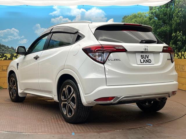 ヴェゼル ハイブリッドＺ　禁煙車　メーカー純正ナビ　フルセグ　バックカメラ　クルーズコントロール　シティブレーキアクティブシステム　ハーフレザーシート　ＬＥＤヘッド　ビルトインＥＴＣ　オートライト　ＣＤ　ＤＶＤ再生（31枚目）