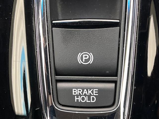ヴェゼル ハイブリッドＺ　禁煙車　メーカー純正ナビ　フルセグ　バックカメラ　クルーズコントロール　シティブレーキアクティブシステム　ハーフレザーシート　ＬＥＤヘッド　ビルトインＥＴＣ　オートライト　ＣＤ　ＤＶＤ再生（59枚目）