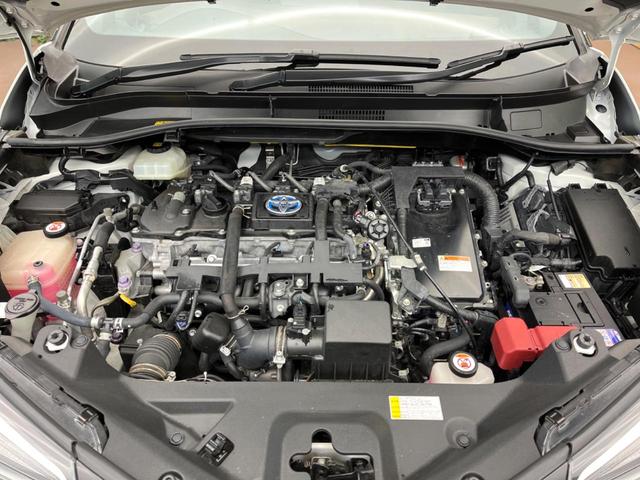 Ｃ－ＨＲ Ｇ　ＴＲＤエアロ　純正９型ナビ　ブラインドスポットモニター　黒革シート　前席シートヒーター　レーダークルーズコントロール　バックカメラ　クリアランスソナー　純正１８インチアルミ　セーフティセンス　禁煙車（19枚目）