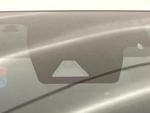 Ｃ－ＨＲ Ｇ　ＴＲＤエアロ　純正９型ナビ　ブラインドスポットモニター　黒革シート　前席シートヒーター　レーダークルーズコントロール　バックカメラ　クリアランスソナー　純正１８インチアルミ　セーフティセンス　禁煙車（42枚目）