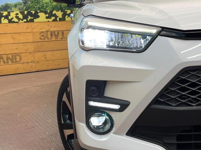 ライズ Ｚ　純正９型ナビ　トヨタセーフティセンス　バックカメラ　ＬＥＤヘッドライト／フロントフォグ　クリアランスソナー　シートヒーター　ビルトインＥＴＣ　純正１７インチアルミ　オートハイビーム　車線逸脱警報（12枚目）