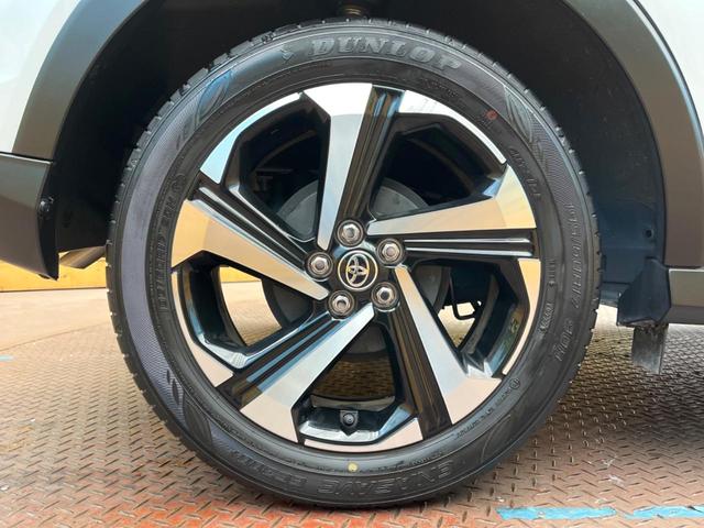 ライズ Ｚ　純正９型ナビ　トヨタセーフティセンス　バックカメラ　ＬＥＤヘッドライト／フロントフォグ　クリアランスソナー　シートヒーター　ビルトインＥＴＣ　純正１７インチアルミ　オートハイビーム　車線逸脱警報（21枚目）