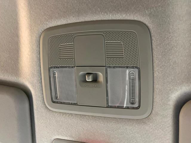 ライズ Ｚ　純正９型ナビ　トヨタセーフティセンス　バックカメラ　ＬＥＤヘッドライト／フロントフォグ　クリアランスソナー　シートヒーター　ビルトインＥＴＣ　純正１７インチアルミ　オートハイビーム　車線逸脱警報（56枚目）