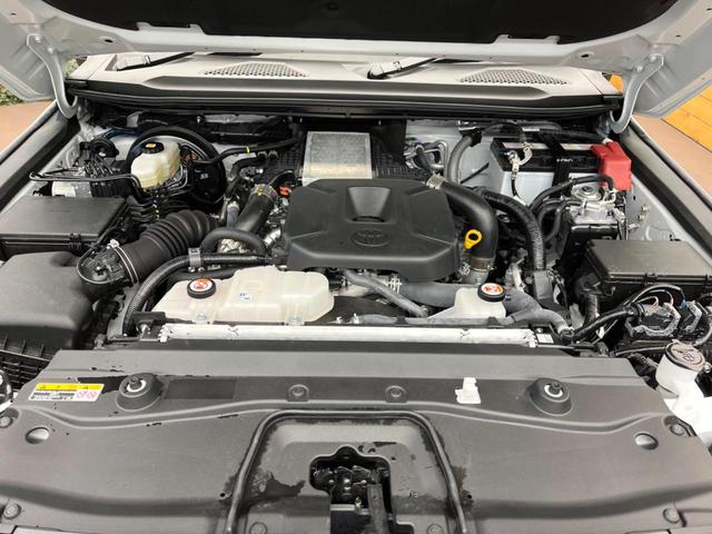 ランドクルーザー２５０ ＺＸ　７人乗り　サンルーフ　ＪＢＬサウンド　１２．３型純正ナビ　全周囲カメラ　セーフティセンス　レーダークルーズ　ＢＳＭ　デジタルミラー　電動リアゲート　メモリーシート　レザーシート　シートベンチレーション（27枚目）
