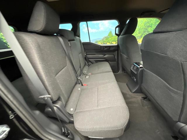 ランドクルーザー２５０ ＧＸ　純正８型ディスプレイ　全周囲カメラ　コーナーセンサー　ディーゼル　ＬＥＤヘッドライト／フロントフォグ　ＥＴＣ２．０　純正１８インチアルミ　オートハイビーム　Ｂｌｕｅｔｏｏｔｈ再生　レーンアシスト（9枚目）