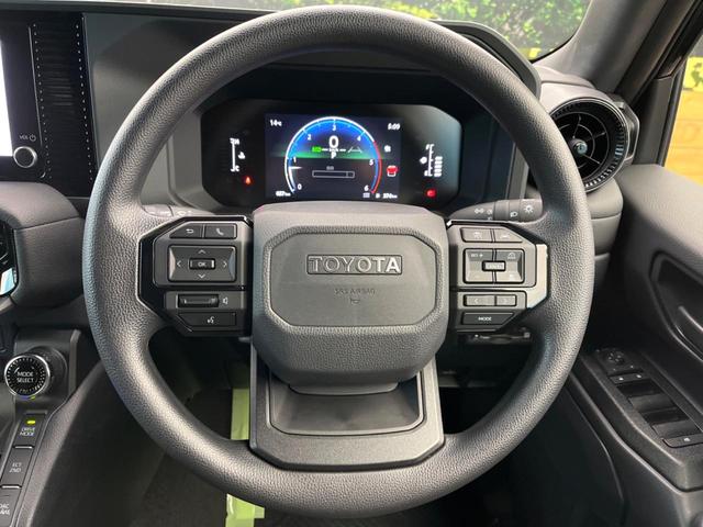ランドクルーザー２５０ ＧＸ　純正８型ディスプレイ　全周囲カメラ　コーナーセンサー　ディーゼル　ＬＥＤヘッドライト／フロントフォグ　ＥＴＣ２．０　純正１８インチアルミ　オートハイビーム　Ｂｌｕｅｔｏｏｔｈ再生　レーンアシスト（11枚目）