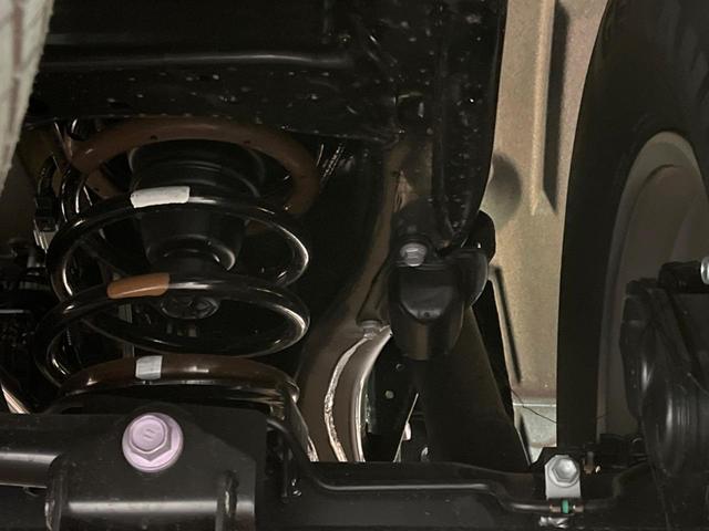 ランドクルーザー２５０ ＧＸ　純正８型ディスプレイ　全周囲カメラ　コーナーセンサー　ディーゼル　ＬＥＤヘッドライト／フロントフォグ　ＥＴＣ２．０　純正１８インチアルミ　オートハイビーム　Ｂｌｕｅｔｏｏｔｈ再生　レーンアシスト（31枚目）