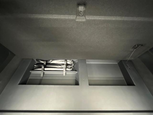 ランドクルーザー２５０ ＧＸ　純正８型ディスプレイ　全周囲カメラ　コーナーセンサー　ディーゼル　ＬＥＤヘッドライト／フロントフォグ　ＥＴＣ２．０　純正１８インチアルミ　オートハイビーム　Ｂｌｕｅｔｏｏｔｈ再生　レーンアシスト（37枚目）