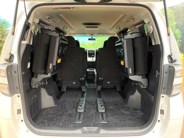 ヴェルファイア ２．４Ｚ　プラチナセレクションＩＩ　両側電動ドア　後席モニター　純正ナビ　バックカメラ　電動リアゲート　コーナーセンサー　ＨＩＤヘッド　ＥＴＣ　Ｂｌｕｅｔｏｏｔｈ再生　レーンアシスト　純正１８インチアルミ　デュアルエアコン（10枚目）