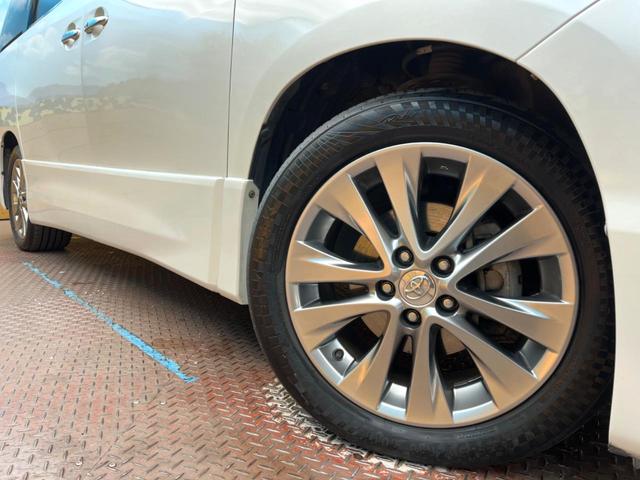 ヴェルファイア ２．４Ｚ　プラチナセレクションＩＩ　両側電動ドア　後席モニター　純正ナビ　バックカメラ　電動リアゲート　コーナーセンサー　ＨＩＤヘッド　ＥＴＣ　Ｂｌｕｅｔｏｏｔｈ再生　レーンアシスト　純正１８インチアルミ　デュアルエアコン（13枚目）