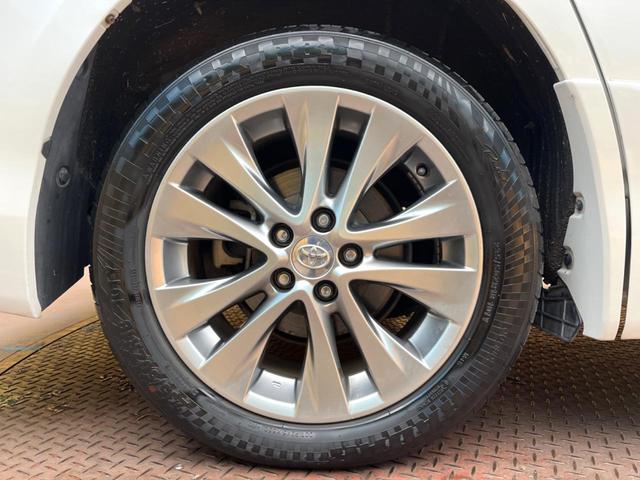 ヴェルファイア ２．４Ｚ　プラチナセレクションＩＩ　両側電動ドア　後席モニター　純正ナビ　バックカメラ　電動リアゲート　コーナーセンサー　ＨＩＤヘッド　ＥＴＣ　Ｂｌｕｅｔｏｏｔｈ再生　レーンアシスト　純正１８インチアルミ　デュアルエアコン（25枚目）