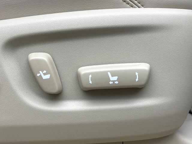 ランドクルーザープラド ＴＸ　Ｌパッケージ　マットブラックエディション　サンルーフ　寒冷地仕様　メーカーナビ　全周囲カメラ　セーフティセンス　レーダークルーズ　ＢＳＭ　ベージュレザーシート　シートベンチレーション　パワーシート　電動格納サードシート　ＥＴＣ２．０（38枚目）