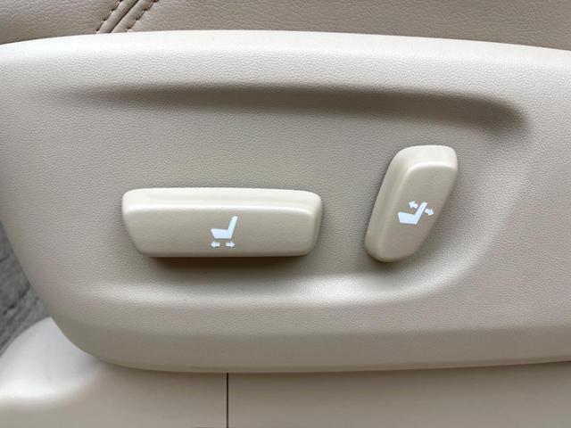 ランドクルーザープラド ＴＸ　Ｌパッケージ　マットブラックエディション　サンルーフ　寒冷地仕様　メーカーナビ　全周囲カメラ　セーフティセンス　レーダークルーズ　ＢＳＭ　ベージュレザーシート　シートベンチレーション　パワーシート　電動格納サードシート　ＥＴＣ２．０（66枚目）