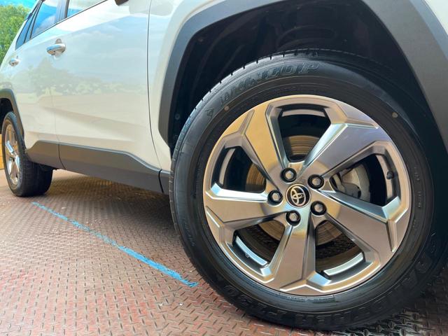 ＲＡＶ４ ハイブリッドＧ　純正９型ナビ　バックカメラ　トヨタセーフティセンス　ステアリングヒーター　電動リアゲート　パワーシート　ドラレコ　コーナーセンサー　シートヒーター　ＬＥＤヘッド　ルーフレール　ＥＴＣ２．０（13枚目）