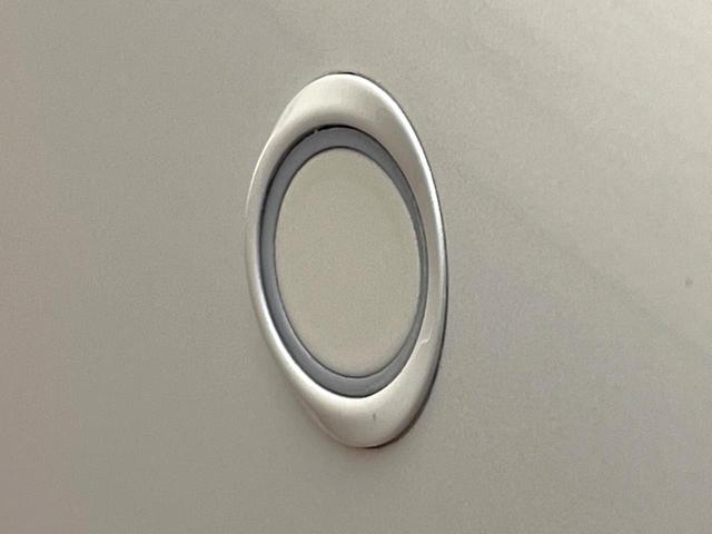 ＲＡＶ４ ハイブリッドＧ　純正９型ナビ　バックカメラ　トヨタセーフティセンス　ステアリングヒーター　電動リアゲート　パワーシート　ドラレコ　コーナーセンサー　シートヒーター　ＬＥＤヘッド　ルーフレール　ＥＴＣ２．０（25枚目）