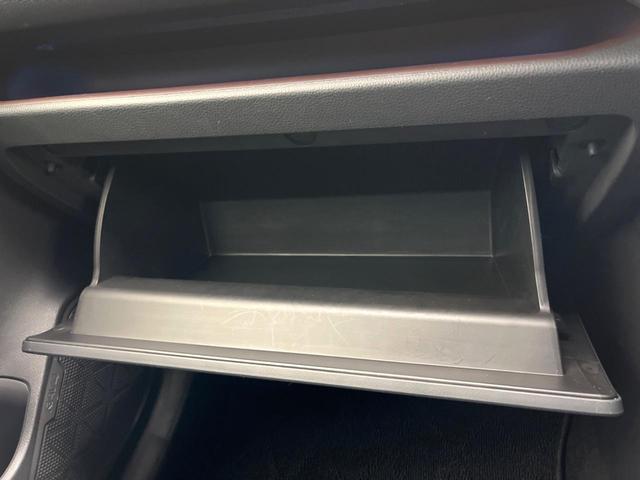 ＲＡＶ４ ハイブリッドＧ　純正９型ナビ　バックカメラ　トヨタセーフティセンス　ステアリングヒーター　電動リアゲート　パワーシート　ドラレコ　コーナーセンサー　シートヒーター　ＬＥＤヘッド　ルーフレール　ＥＴＣ２．０（60枚目）