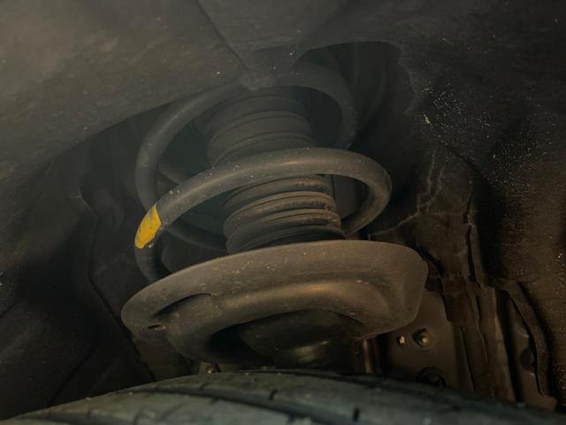 ヴェルファイアハイブリッド Ｚ　プレミア　フリップダウンモニター　全周囲カメラ　純正１４型ナビ　両側電動スライド　シートベンチレーション　レーダークルーズ　電動オットマン　クリアランスソナー　パワーバックドア　メモリーシート　デジタルミラー（20枚目）