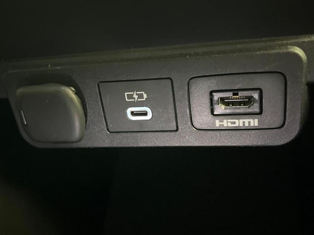 ヴェルファイアハイブリッド Ｚ　プレミア　フリップダウンモニター　全周囲カメラ　純正１４型ナビ　両側電動スライド　シートベンチレーション　レーダークルーズ　電動オットマン　クリアランスソナー　パワーバックドア　メモリーシート　デジタルミラー（32枚目）