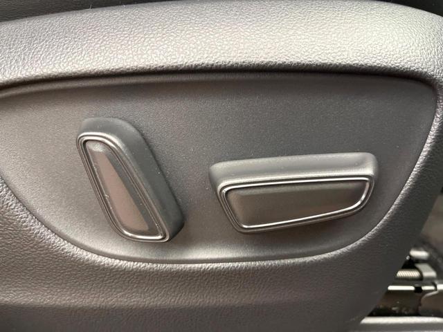 ヴェルファイアハイブリッド Ｚ　プレミア　フリップダウンモニター　全周囲カメラ　純正１４型ナビ　両側電動スライド　シートベンチレーション　レーダークルーズ　電動オットマン　クリアランスソナー　パワーバックドア　メモリーシート　デジタルミラー（39枚目）