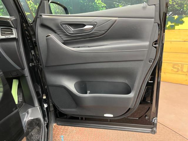 ヴェルファイアハイブリッド Ｚ　プレミア　フリップダウンモニター　全周囲カメラ　純正１４型ナビ　両側電動スライド　シートベンチレーション　レーダークルーズ　電動オットマン　クリアランスソナー　パワーバックドア　メモリーシート　デジタルミラー（56枚目）