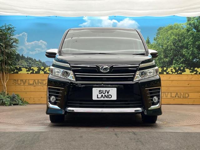 ヴォクシー ZS 煌 純正9型ナビ 両側電動スライド バックカメラ LEDヘッドライト オートライト フルセグ ETC デュアルオートエアコン スマートキー CD/DVD再生 Bluetooth接続 革巻きハンドル(14枚目)