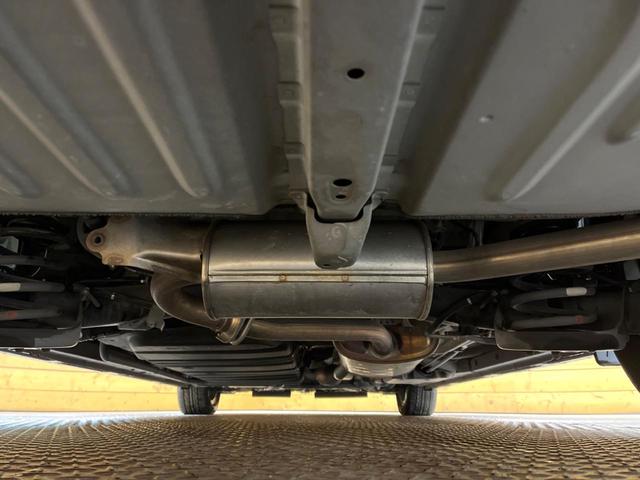 ヴォクシー ZS 煌 純正9型ナビ 両側電動スライド バックカメラ LEDヘッドライト オートライト フルセグ ETC デュアルオートエアコン スマートキー CD/DVD再生 Bluetooth接続 革巻きハンドル(19枚目)